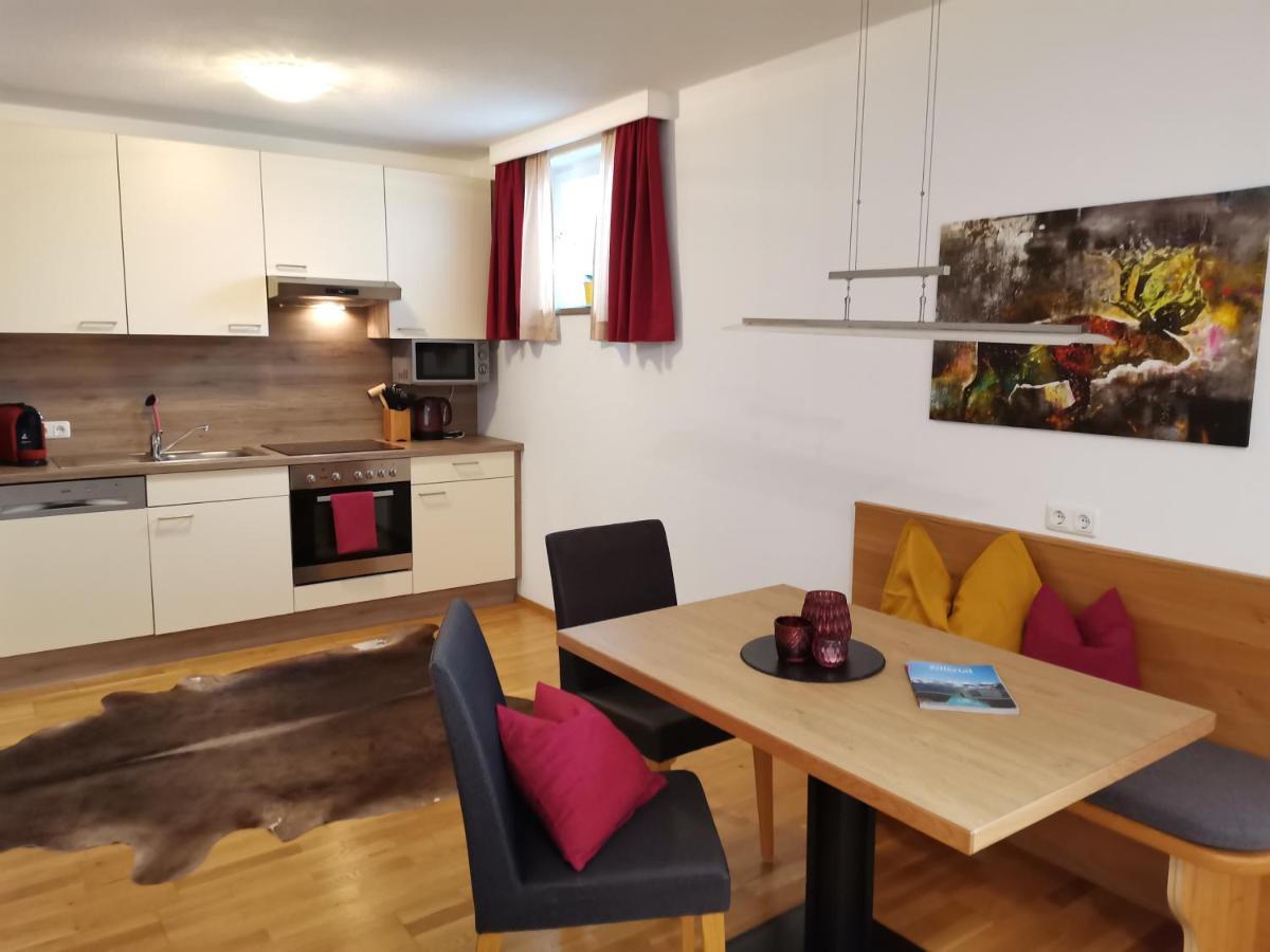 Bergheil Apartments Schwendau Exteriör bild